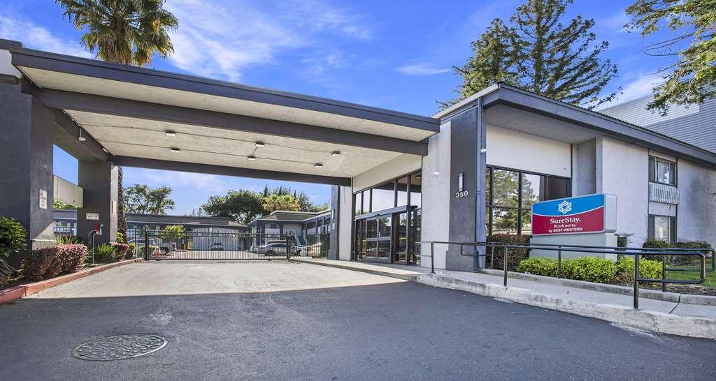 北萨克拉门托贝斯特韦斯特必住普拉斯酒店 薩克拉門托 外观 照片