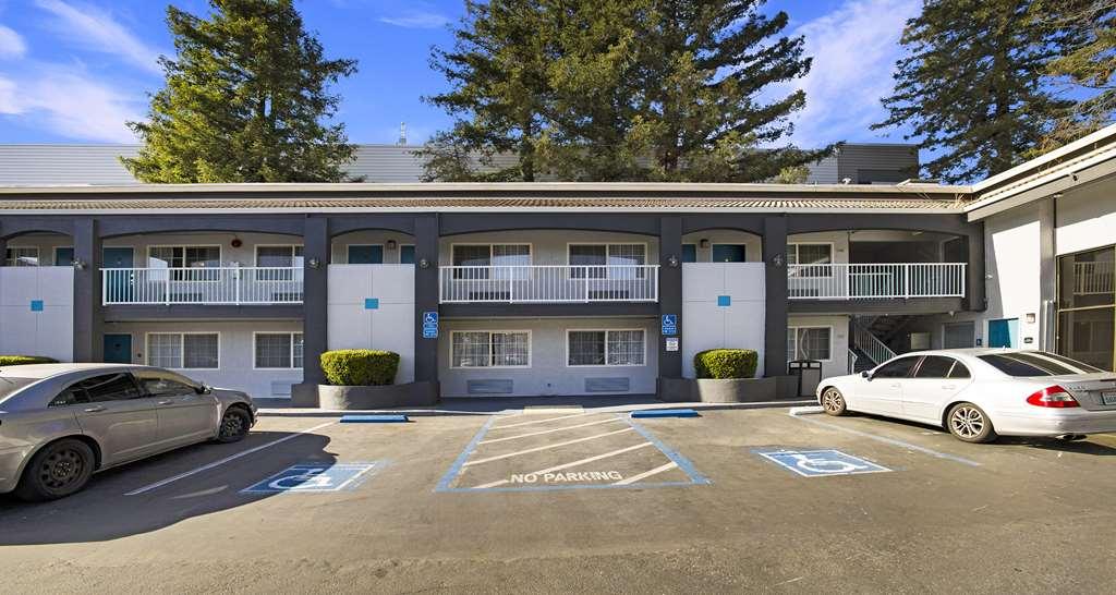 北萨克拉门托贝斯特韦斯特必住普拉斯酒店 薩克拉門托 外观 照片
